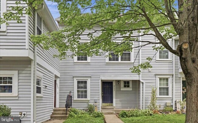 8545 Harvest View Ct