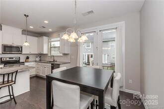 7334 Dulnian Wy in Charlotte, NC - Building Photo - Building Photo