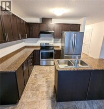 54 Renfrew St in Kitchener, ON - Building Photo - Building Photo