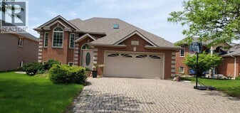 971 Grantham Ct in Windsor, ON - Building Photo