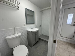 101 Pioneer St in Brooklyn, NY - Building Photo - Building Photo