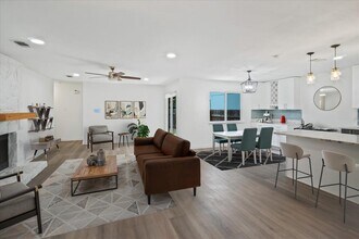 3803 Alexandria Dr in Austin, TX - Building Photo - Building Photo