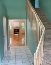 16 Ancient Hwy in Newington, CT - Building Photo - Building Photo