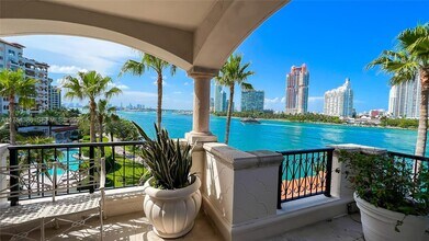 7241 Fisher Island Dr in Miami Beach, FL - Building Photo - Building Photo