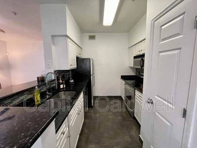 1810 E Palm Ave in Tampa, FL - Foto de edificio - Building Photo