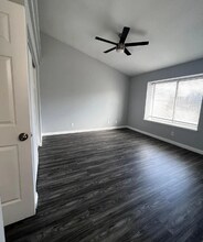 824 Lois Ln in Lancaster, CA - Building Photo - Building Photo