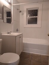 6 Brandon Rd in Dudley, MA - Building Photo - Building Photo