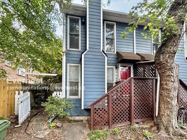 property at 783 Ponce De Leon Pl NE