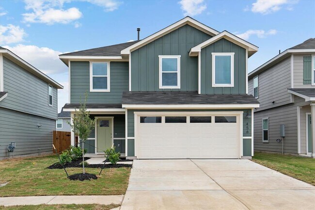 property at 456 Sandringham Lp