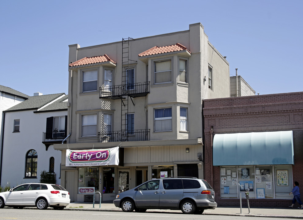 3618-3624 Telegraph Ave in Oakland, CA - Building Photo