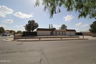 351 Duanesburg St, Unit 4901-3 in Horizon City, TX - Building Photo