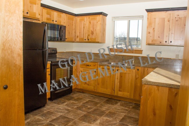 3760 Travertine Way-Unit -3 in Helena, MT - Building Photo - Building Photo