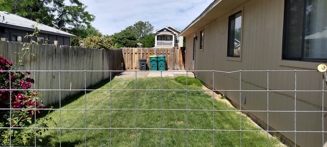 138 S Ash St, Unit B in Fruita, CO - Building Photo - Building Photo