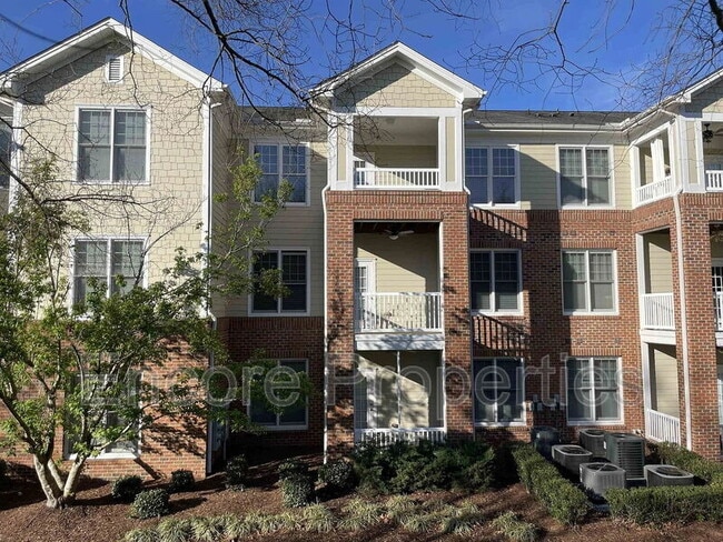 927 Portstewart Dr in Cary, NC - Building Photo - Building Photo