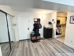 134 Pleasant St, Unit 8 in Brookline, MA - Building Photo - Building Photo