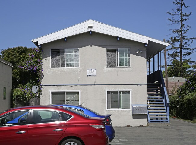 2918 Adeline St in Berkeley, CA - Building Photo - Building Photo