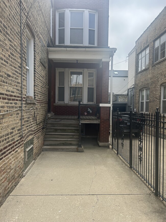 2919 W Diversey Ave, Unit Logan Square, Unit Logan Square