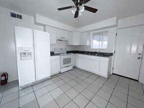 445-447 N Drew St E in Mesa, AZ - Building Photo - Building Photo