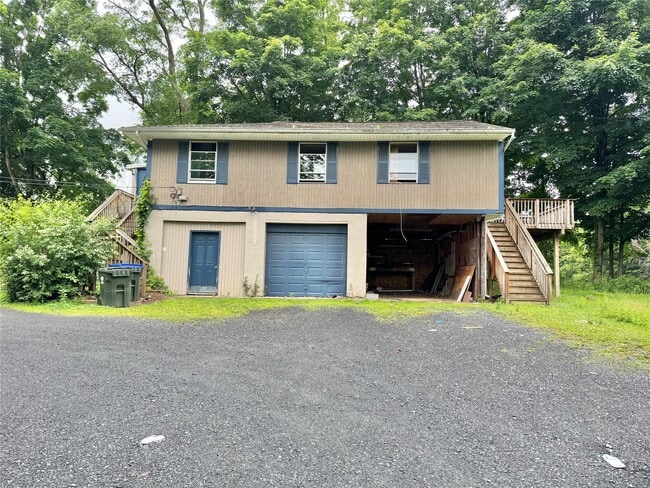 property at 1535 NY-208
