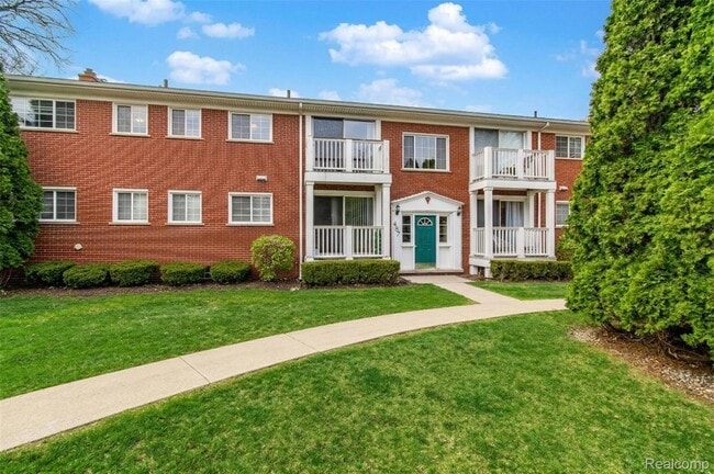 property at 487 N Eton St