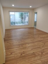 1118 S Fairfax Ave in Los Angeles, CA - Building Photo - Building Photo