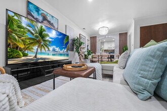 606 S Sunshine Ave in El Cajon, CA - Building Photo - Building Photo