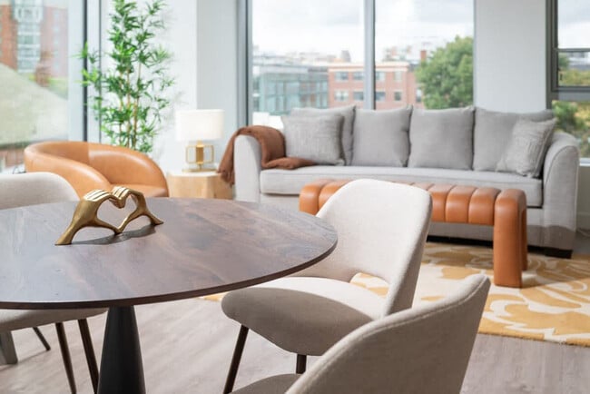 425 Massachusetts Ave, Unit SI ID1252105P in Cambridge, MA - Building Photo - Building Photo