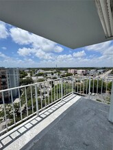 1470 NE 125th Ter, Unit PH7 in North Miami, FL - Building Photo - Building Photo