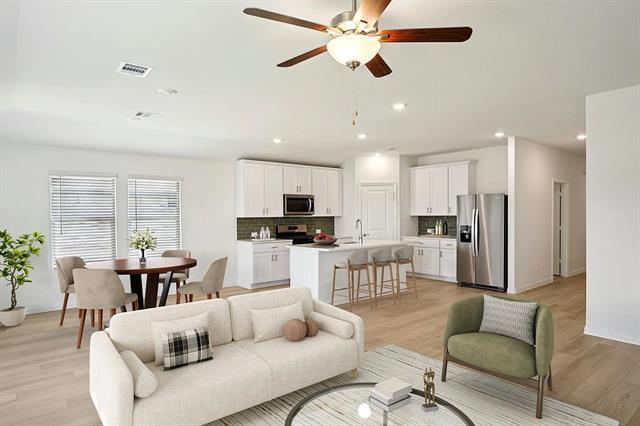 704 Edgehurst Dr in McKinney, TX - Building Photo - Building Photo