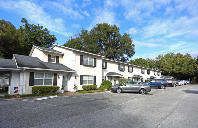 Regency Townhomes in Dade City, FL - Foto de edificio - Building Photo