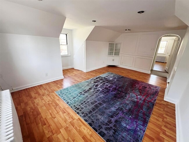 35 Hicks St in Valley Stream, NY - Building Photo - Building Photo