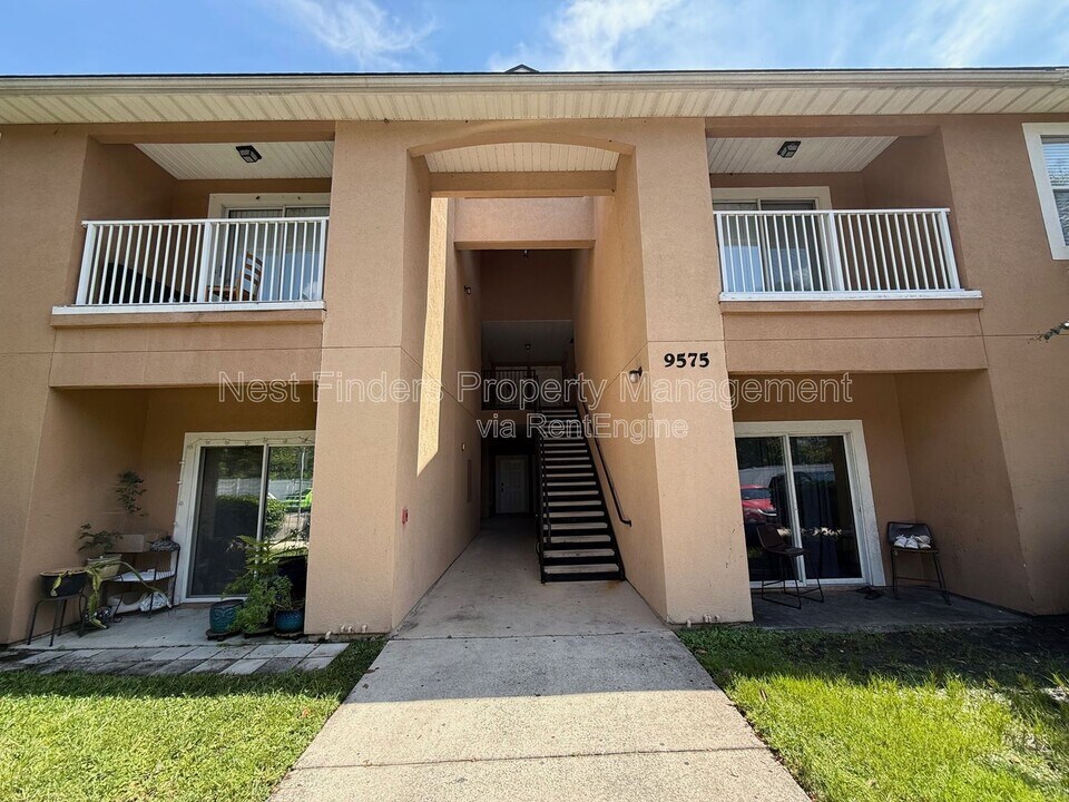 9575 Amarante Cir in Jacksonville, FL - Building Photo