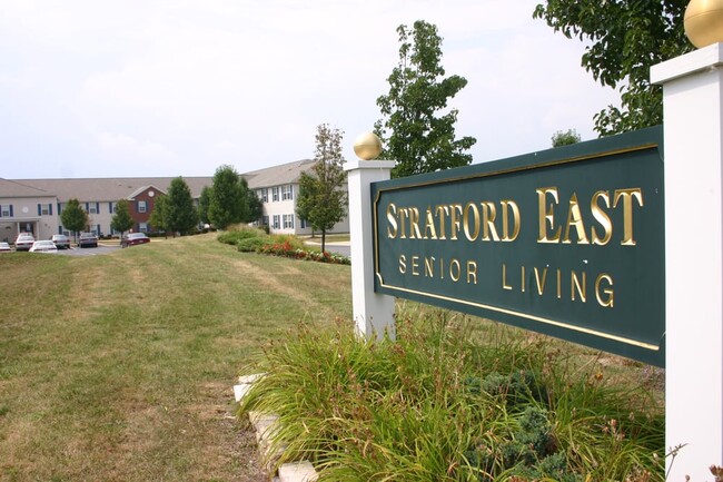 STRATFORD EAST in Canal Winchester, OH - Building Photo - Building Photo