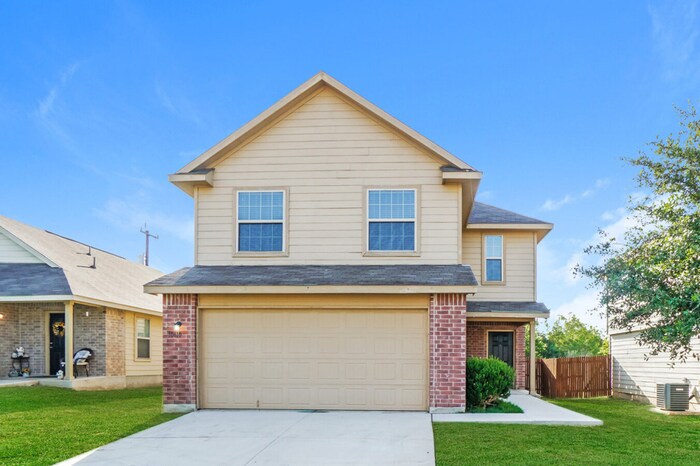 10610 Goose Way in San Antonio, TX - Building Photo