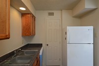 Spanish Crest Apartments in San Antonio, TX - Foto de edificio - Interior Photo