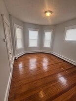 16 Paleologos St in Peabody, MA - Building Photo