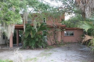 1222 5th St in Sarasota, FL - Foto de edificio - Building Photo