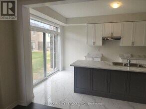 69 Durham Ave in Barrie, ON - Building Photo - Building Photo