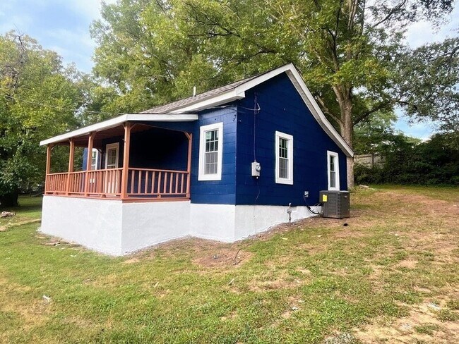 206 Westview Dr in Union, SC - Building Photo - Building Photo