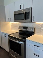 3012 Clover St in Dallas, TX - Building Photo - Building Photo