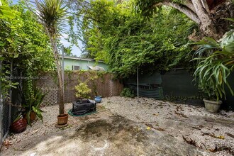3690 SW 9th Terrace in Miami, FL - Building Photo - Building Photo