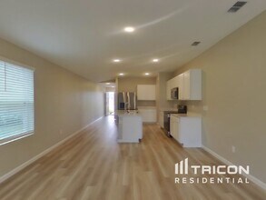 2881 Grand Finale St in Green Cove Springs, FL - Foto de edificio - Building Photo