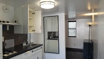 1836 Jackson Street, Unit #14 in Hollywood, FL - Building Photo - Building Photo