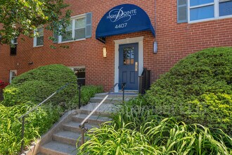 4407 Falls Bridge Dr in Baltimore, MD - Building Photo - Building Photo