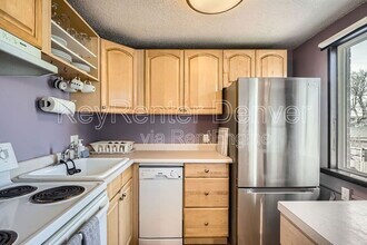 2482 W Caithness Pl in Denver, CO - Building Photo - Building Photo