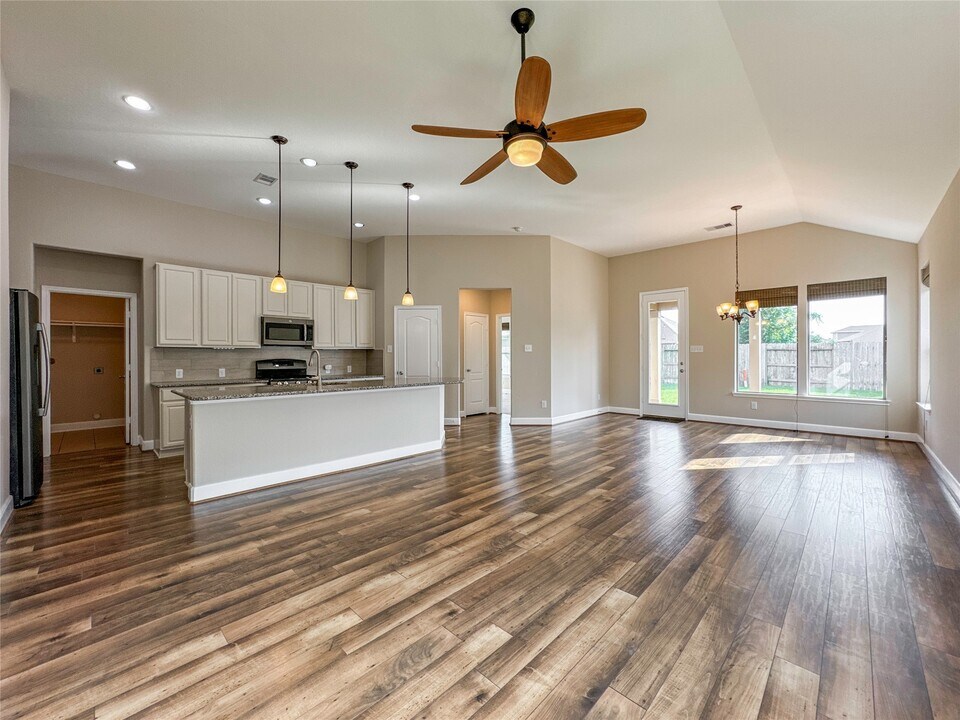 1613 Cintola Ln in League City, TX - Foto de edificio