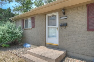 1614 Dixon Dr in Colorado Springs, CO - Building Photo - Building Photo