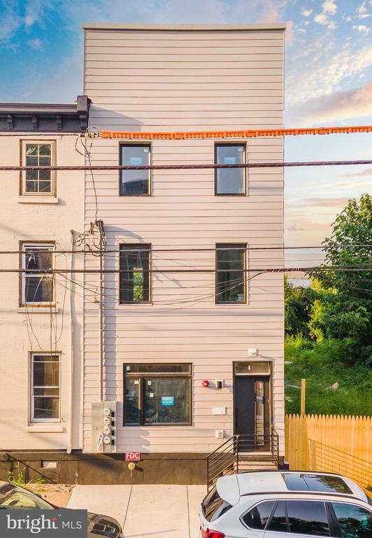 2120 Master St in Philadelphia, PA - Building Photo - Building Photo