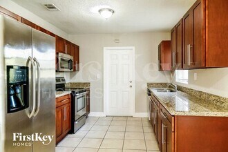 20705 Coral Sea Rd in Cutler Bay, FL - Foto de edificio - Building Photo