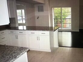 21 Central Ave, Unit 4C in Madison, NJ - Building Photo